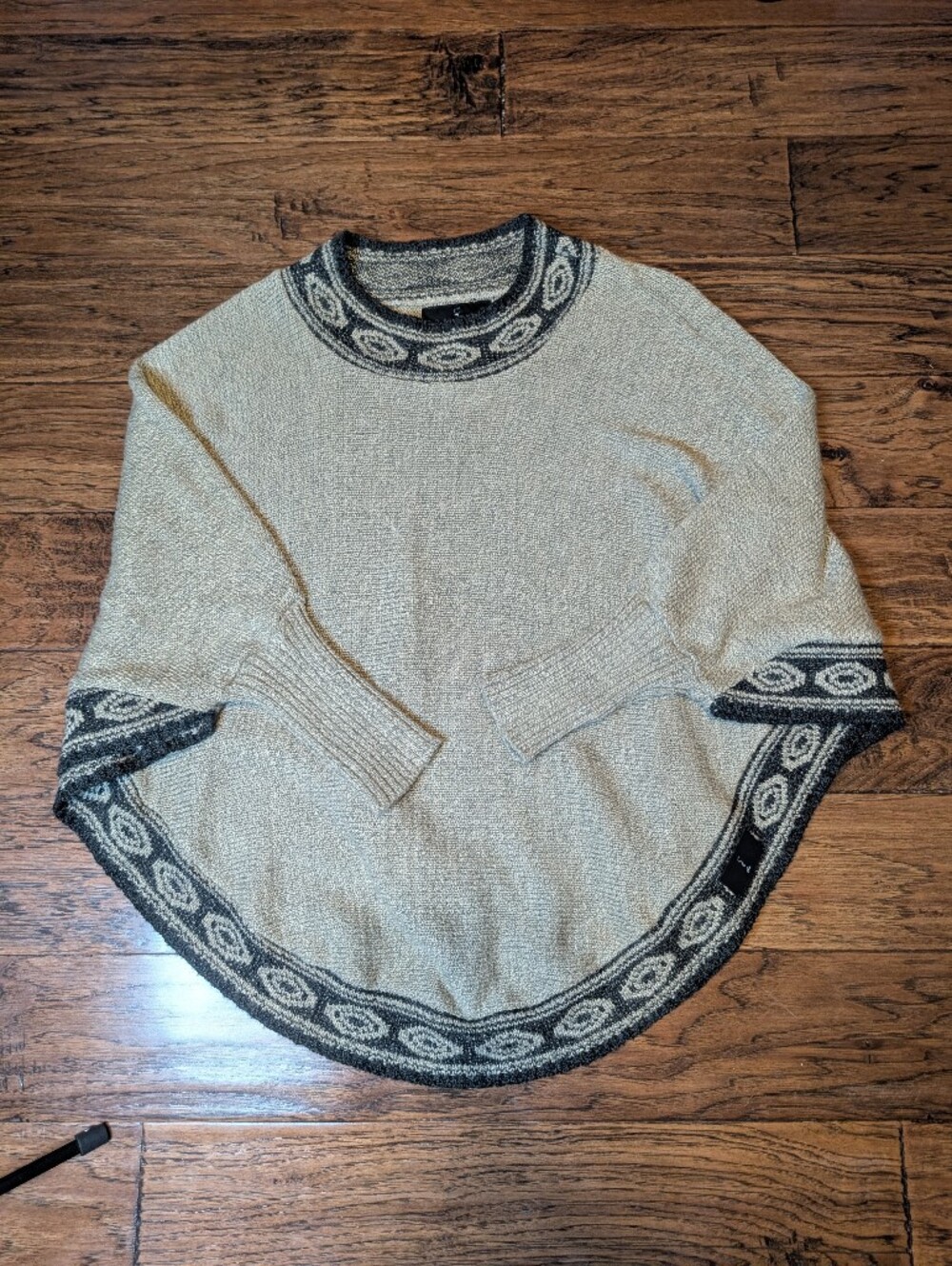 Urku Alpaca Blend Made in Ecuador Poncho Sweater